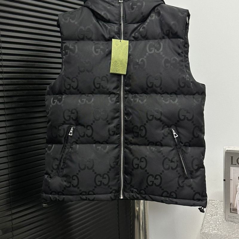 G*u*i gilet